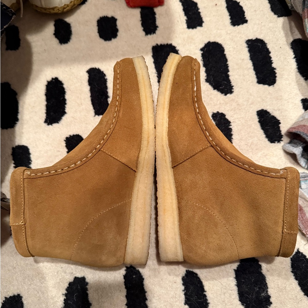 Clark’s wallabee hi chukka boot caramel suede fur lined women’s sz 7.5 RARE - Picture 9 of 11